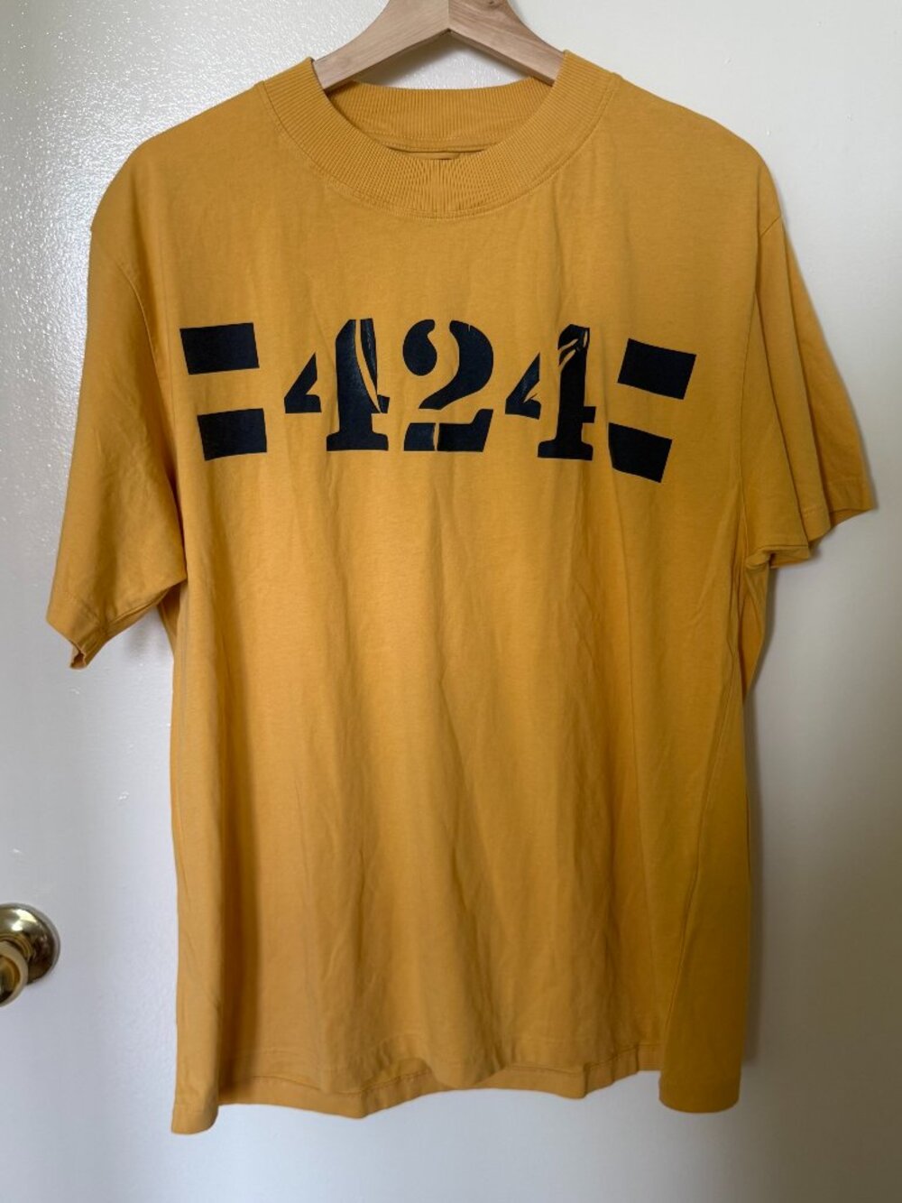 424 Yellow Graphic Logo Crew Neck T Shirt L